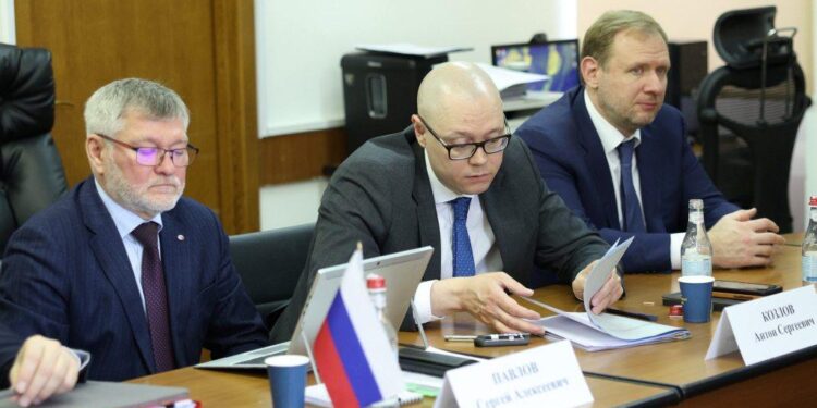 Տրանսպորտային բացո՞ւմ, թե նոր կախվածություն․ ռուսական պատվիրակությունը Երևանում է