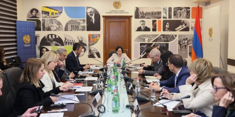 Առաջին անգամ ֆրանկոֆոն երկամսյակին կմիանան նաև երիտասարդական կենտրոնները