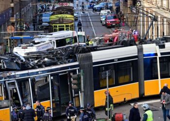 Միլանում տրամվայը դուրս է եկել ռելսերից և մխրճվել շենքի մեջ․ հաղորդվում է զոհի և տասնյակ վիրավորների մասին