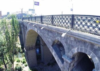 Քաղաքացին փորձել է ինքնասպանություն գործել՝ նետվելով Հաղթանակի կամրջից