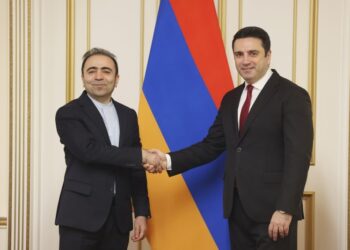 Հայաստանը մտադիր է ամրապնդել կապերը Իրանի հետ․ ԱԺ նախագահն ընդունել է Իրանի դեսպանին