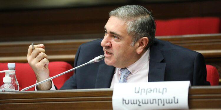 Բաքվի դատավճիռները Փաշինյան–Ալիև «եղբայրության» գինն էին. Խաչատրյան