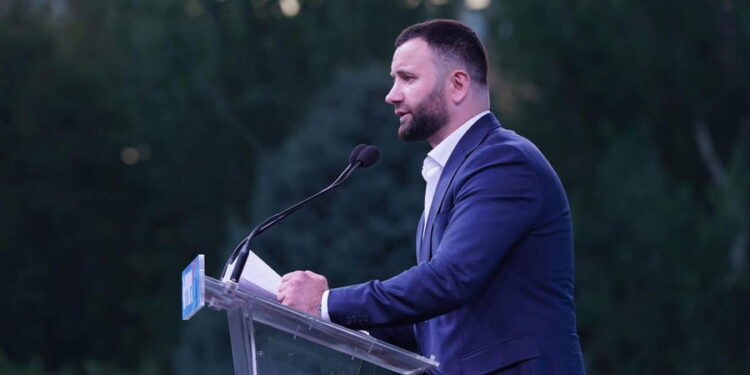 Նժդեհ Իսկանդարյանը բարձրաձայնում է ՎՔՆ պահեստի պայթյունից զոհվածների ընտանիքների խնդիրների մասին