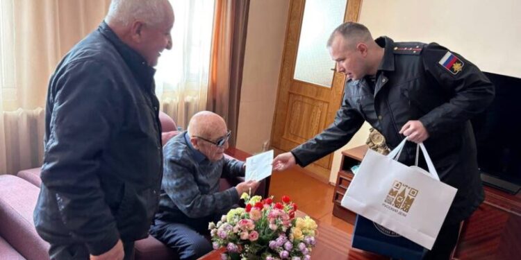 ՌԴ նախագահ Վլադիմիր Պուտինը շնորհավորել է Հայաստանում բնակվող վետերան Մեխակ Ավետիսյանին