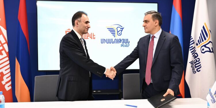 «ՀայաՔվեն» միացավ «Միասնության թևերին»՝ ընտրություններին միասնական մասնակցության համար