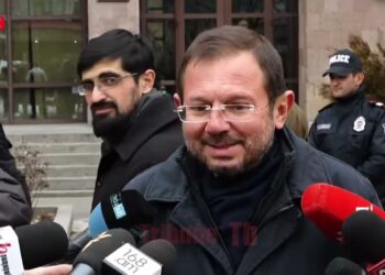 Բագրատ սրբազանի մոտից եմ գալիս, իրեն լավ էր զգում․ Մանուկյան