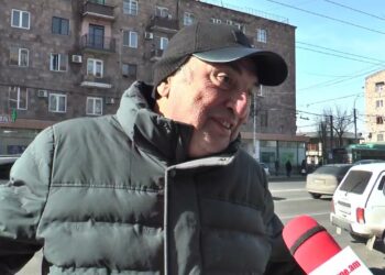 Ստոր, տականք, ի՞նչ բառ ասեմ իրենց, իհարկե, Թաթոյանը ճիշտ ա. ՀԱՐՑՈՒՄ