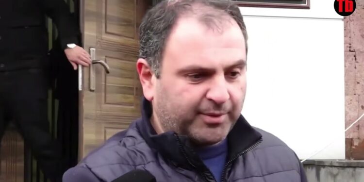 Լարված իրավիճակ Էջմիածնում․ խի՞ մի օր ՔՊ-ականներին չեն լսել, կեղծ ձայնագրություններ ենք տեսնում միշտ