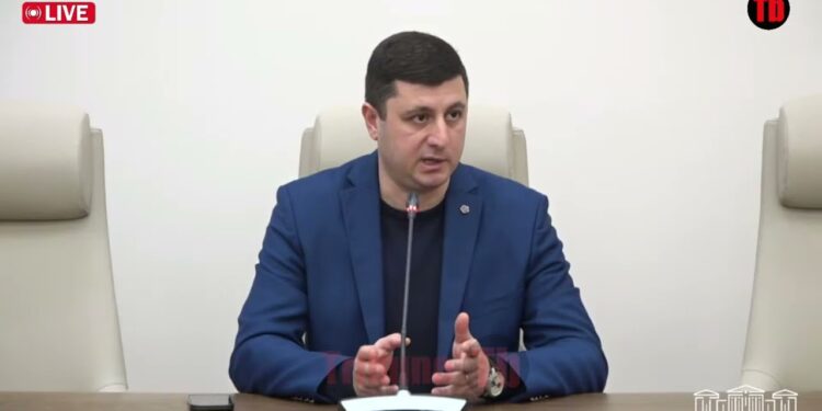 Մանկապիղծ հոգևորականների մասին Ալեն Սիմոնյանի ասածից հետո պետք է գործ հարուցվի. Աբրահամյան