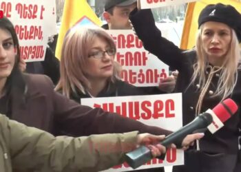 Նիկո´լ, ձեռքերդ հեռու մեր եկեղեցուց․ Ալիևի պահանջն է, քննիչներ, պատասխան եք տալու