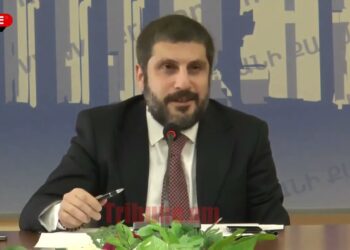 Վարորդներն ինչպե՞ս վերանորոգեն փոսերի հետևանքով վնասված իրենց մեքենաները․ լրագրողը՝ փոխքաղաքապետին