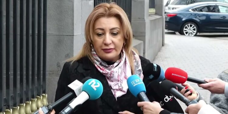 13 000 դրամ աշխատավարձ ստացած բժիշկ ունենք, կադրային արտագաղթ է․ լեզու իմացողները լքում են մեր երկիրը