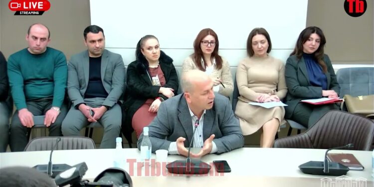 Թանկարժեք հագուստ ի՞նչ միջոցներով են գնում գործող պաշտոնյաները, ուսումնասիրե՞լ եք․ Ավետիսյան