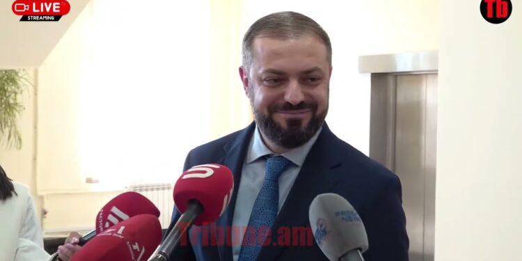 Ադրբեջանական բենզին պետք է շատ բերենք, ինչքան շատ ենք բերում, այդքան շատ է սպառվում․ Պապոյան