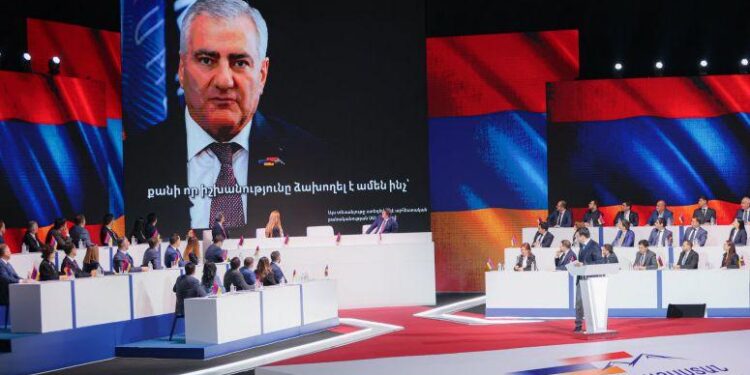 «Ուժեղ Հայաստանի» տպավորիչ հայտն ու ՔՊ-ի անթաքույց խուճապը. «Փաստ»