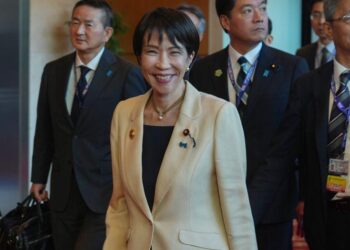 Ճապոնիայի առաջին կին վարչապետի կոալիցիան հաղթում է ընտրություններում