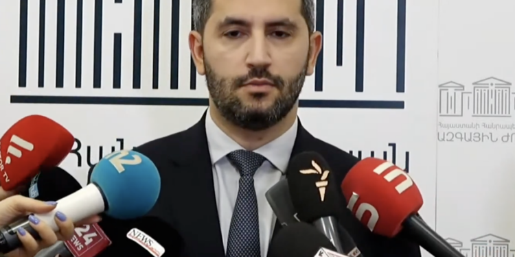 Ձեռ եք առնու՞մ․ Քոչարյանին և երկու օլիգարխներին թույլ չենք տալու իշխանության գալ․ Ռուբինյան