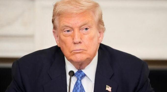 Թրամփը հայտարարել է, որ ԱՄՆ-ն կարող է երկրորդ ավիակիր խումբն ուղարկել Իրանի ուղղությամբ