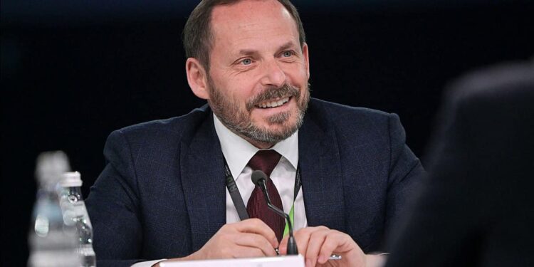 Yandex-ի հիմնադիրը հրաժարվել է ռուսական անձնագրից