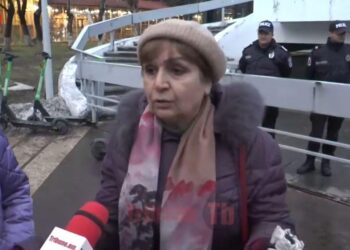 Ոստիկանը պե՞տք ա ինձ ասի, կարող եմ մի քայլ աջ անել թե ոչ․ լարված իրավիճակ` Բաղրամյան 26-ում