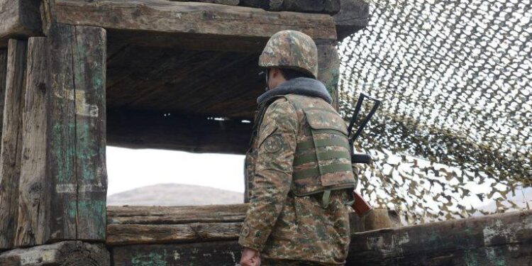 Հայկական բանակը մահաբեր է զինծառայողների համար. «Հրապարակ»