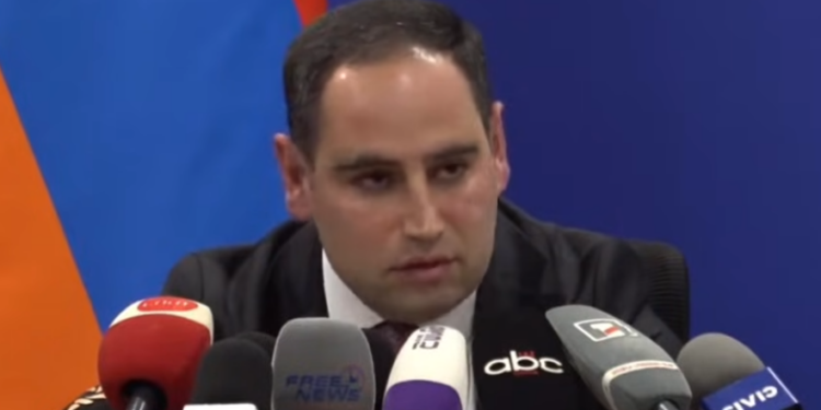 Անտաղանդ եմ, կփչացնեմ «Վարչաբենդը», բայց այդ օրը հաճելի ժամանակ ենք անցկացրել