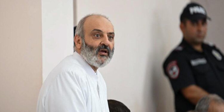 Դատարանը մերժել է վարչական պատասխանատվության ենթարկել Բագրատ Սրբազանին