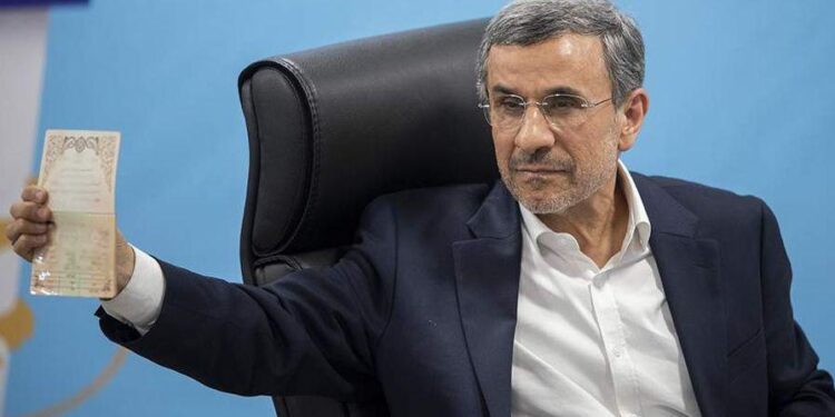 Իրանի նախկին նախագահ Ահմադինեժադի հարազատները հերքել են նրա մահվան մասին լուրը