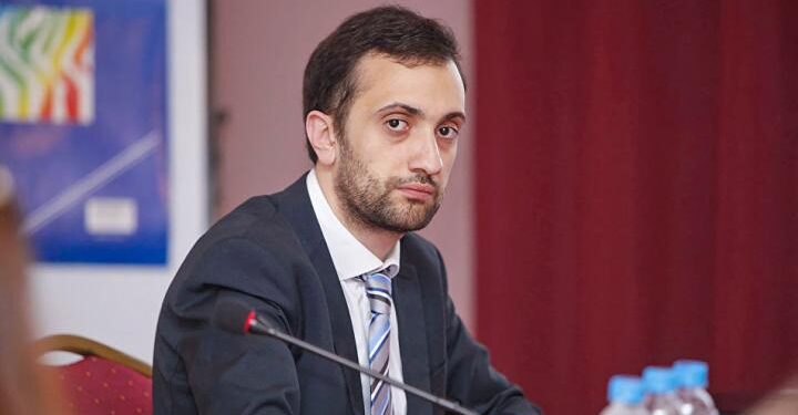 Դանիել Իոաննիսյանը կոչ է անում չկալանավորել վարչապետին հարվածելու փորձ կատարած երիտասարդին