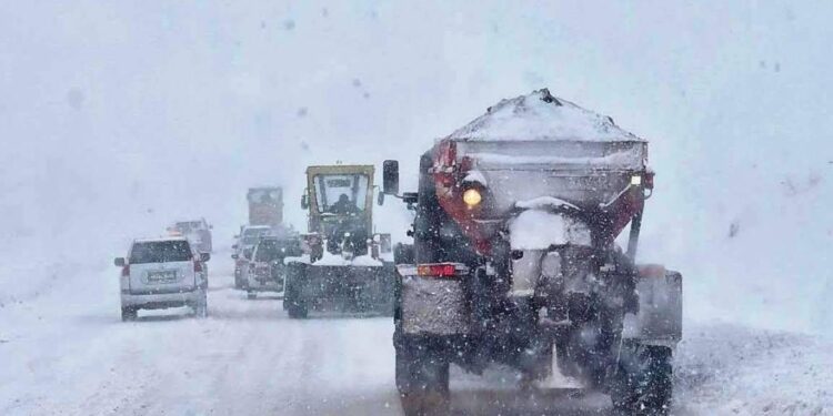 Ձյուն և բուք մի քանի մարզերում․ վարորդներին զգուշացվում է