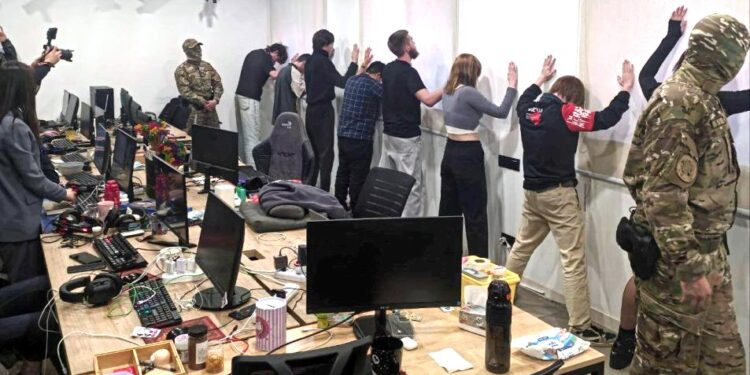 Հերթական հանցավոր խմբավորումը վնասազերծվել է. բացահայտվել է առցանց խարդախությունների շղթա