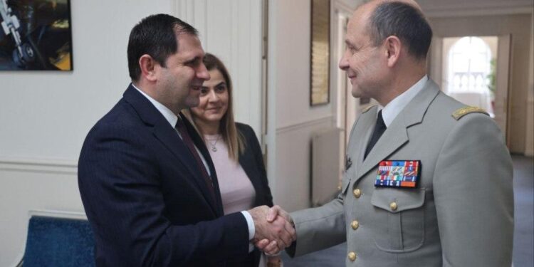 Ֆրանսիան և Հայաստանը խորացնում են ռազմական կապերը