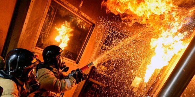 Հրդեհի ահազանգ Երևանի Ազատության պողոտայում․ ԹԱՐՄԱՑՎՈՒՄ Է