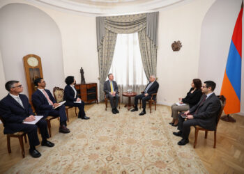 Մհեր Գրիգորյանը հանդիպել է ԱՄՀ հայաստանյան առաքելության ղեկավարի գլխավորած պատվիրակությանը