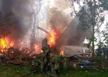 Կոլումբիայում հարյուրավոր զինվորականներ տեղափոխող ինքնաթիռ է վթարի ենթարկվել և հրդեհվել. ի՞նչ է հայտնի