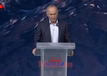 Սա ցիրկ չէ, վարչապետն էլ ծաղրածու չէ. Քոչարյան