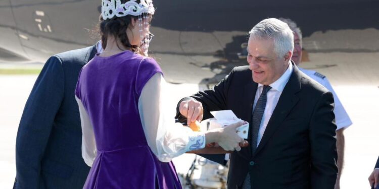 Մհեր Գրիգորյանը ժամանել է Ղազախստան