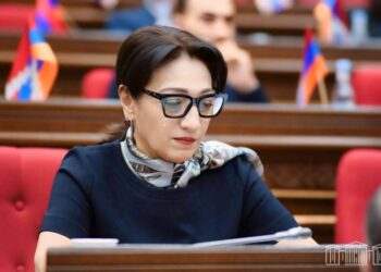 65-ից հետո՝ պաշտոնա՞նկ․ նոր օրենքը՝ քննադատության թիրախում