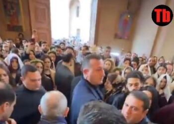 Փորձել է արվել հարվածել Փաշինյանին․ միջադեպ Սուրբ Աննա եկեղեցում