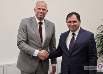 Ռազմական կրթությունից մինչև խաղաղապահություն․ Պապիկյան–Ֆրանկեն հանդիպման առանցքային թեմաները