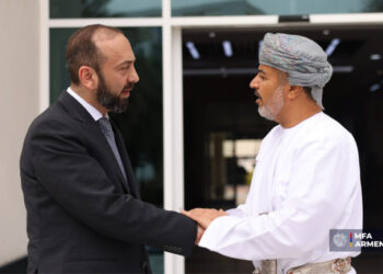 Արարատ Միրզոյանը Մասկատում քննարկել է Երևան–Մասկատ ուղիղ չվերթի գործարկման հնարավորությունը