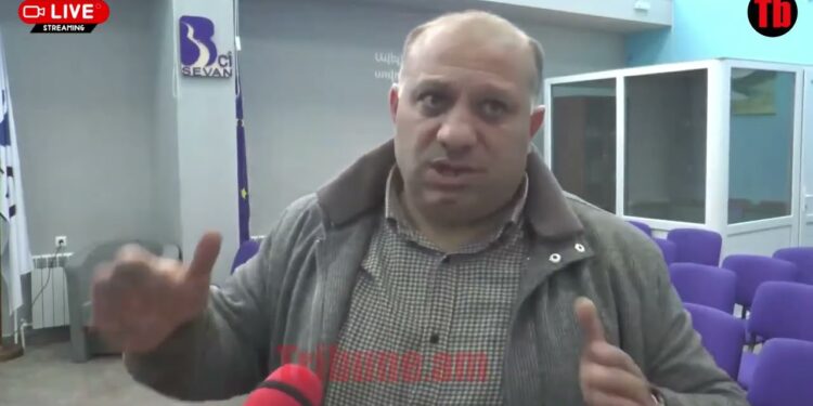 Հարյուրավոր ծառեր են կտրելու, էս երկրի վրա էլ հավատ չկա. սևանցի