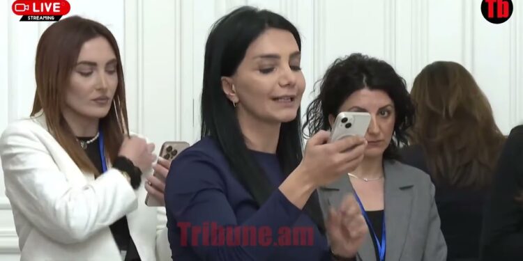 Ինքնավնասումով բանակից ազատվել է ՔՊ պատգամավորը, ձեր ձևով կասե՞ք գործը քննեն. Փաշինյանի արձագանքը