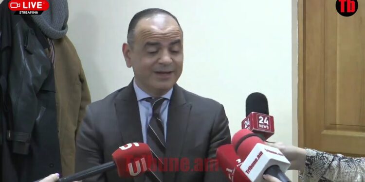 Թալանի ու գողության փորձ ունի, ամոթ է. Սինանյանը՝ Քոչարյանի մասին