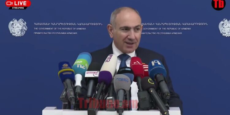 Ես ուժեղ եմ հեծանիվ քշելուց, իրանք ինչի՞ց են ուժեղ, թույլիկ օլիգարխ են. Փաշինյան