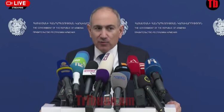 Եթե մեզ չքվեարկեք, մինիմում կմնաք անգործ, ձեզ կամ կդառնաք հաշմանդամ. Փաշինյանը՝ լրագրողին