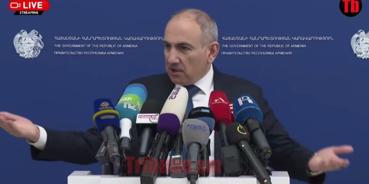 Կանգնել եք վարչապետի առաջ, ասում եք՝ դե կրկնի. Փաշինյանը բարկացավ