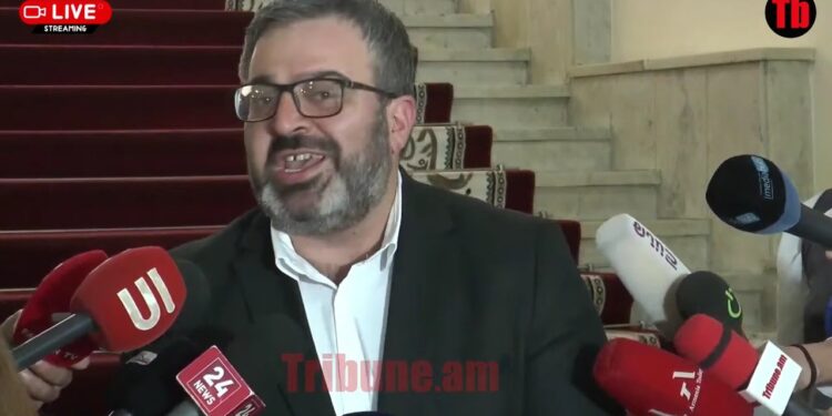 Մի օր կուկուռուզ օպերացիան ա, մի օր՝ քաբաբ․ ի՞նչ մեսիջներ են տալիս․ Դանիելյան