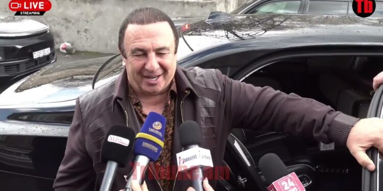 Ճանճը պիտի չթռնի մեր երկրի վրով, ես Ծառուկյանն եմ, եղբայր, ումի՞ց պտի վախենամ