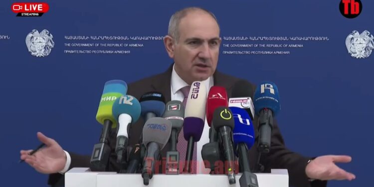 Մուննաթ եկաք, կոմպրոմա՞տ ունեք ՔՊ-ական ուսապարկերի դեմ. Փաշինյանի արձագանքը